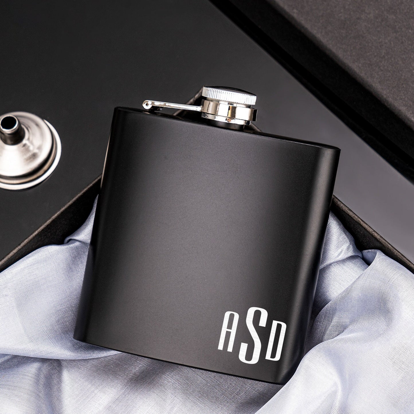 Personalized Groomsmen Flasks, Groomsman Gift, Flask for Groomsmen, Custom Flask, Black Hip Flask, Groomsmen Gifts, Gifts for Wedding Party