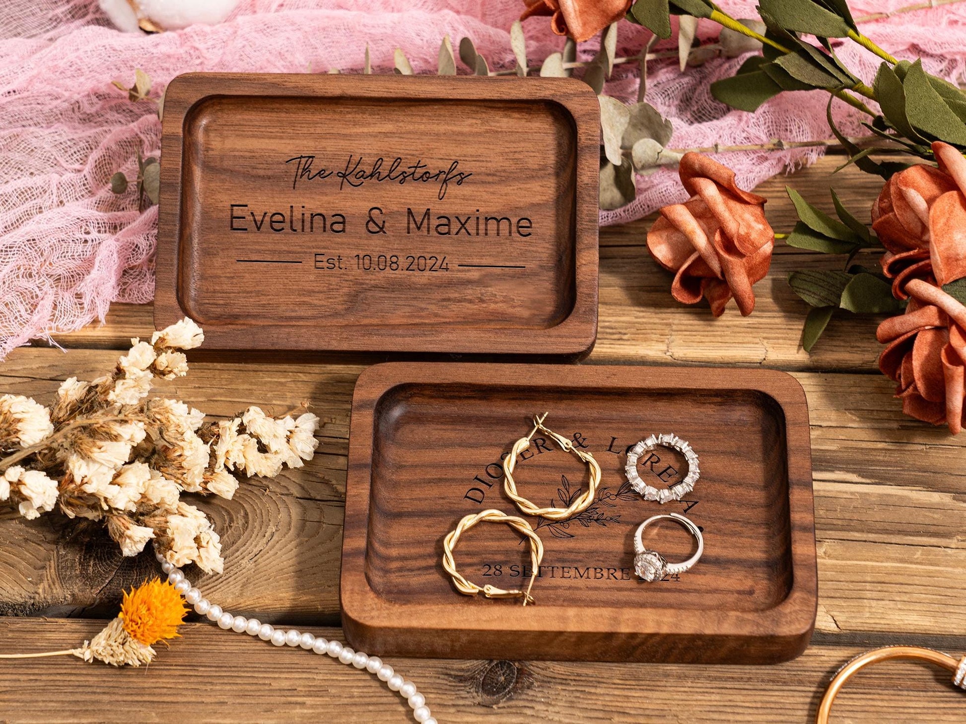 Personalized Rectangle Wood Ring Dish, Engagement Ring Holder, Custom Wedding Ring Dish, Wedding Gift, Anniversary Gifts, Gifts for Newlywed
