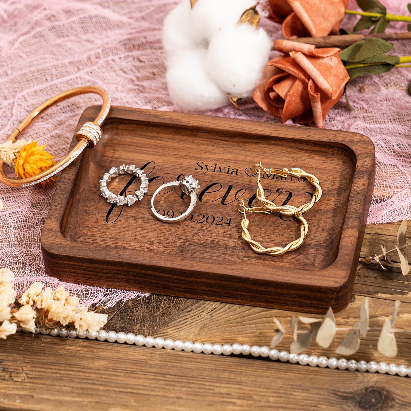 Personalized Rectangle Wood Ring Dish, Engagement Ring Holder, Custom Wedding Ring Dish, Wedding Gift, Anniversary Gifts, Gifts for Newlywed