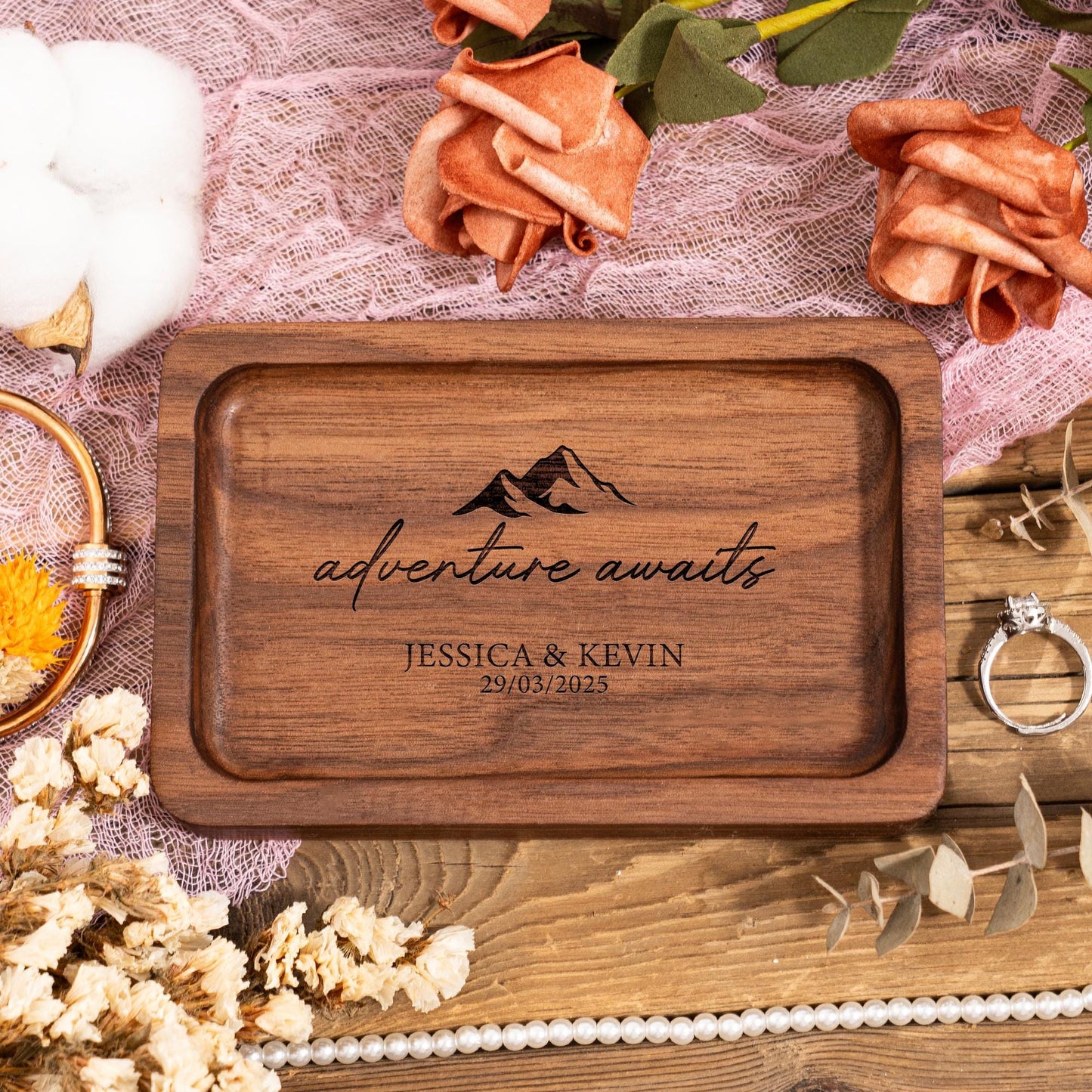 Personalized Rectangle Wood Ring Dish, Engagement Ring Holder, Custom Wedding Ring Dish, Wedding Gift, Anniversary Gifts, Gifts for Newlywed