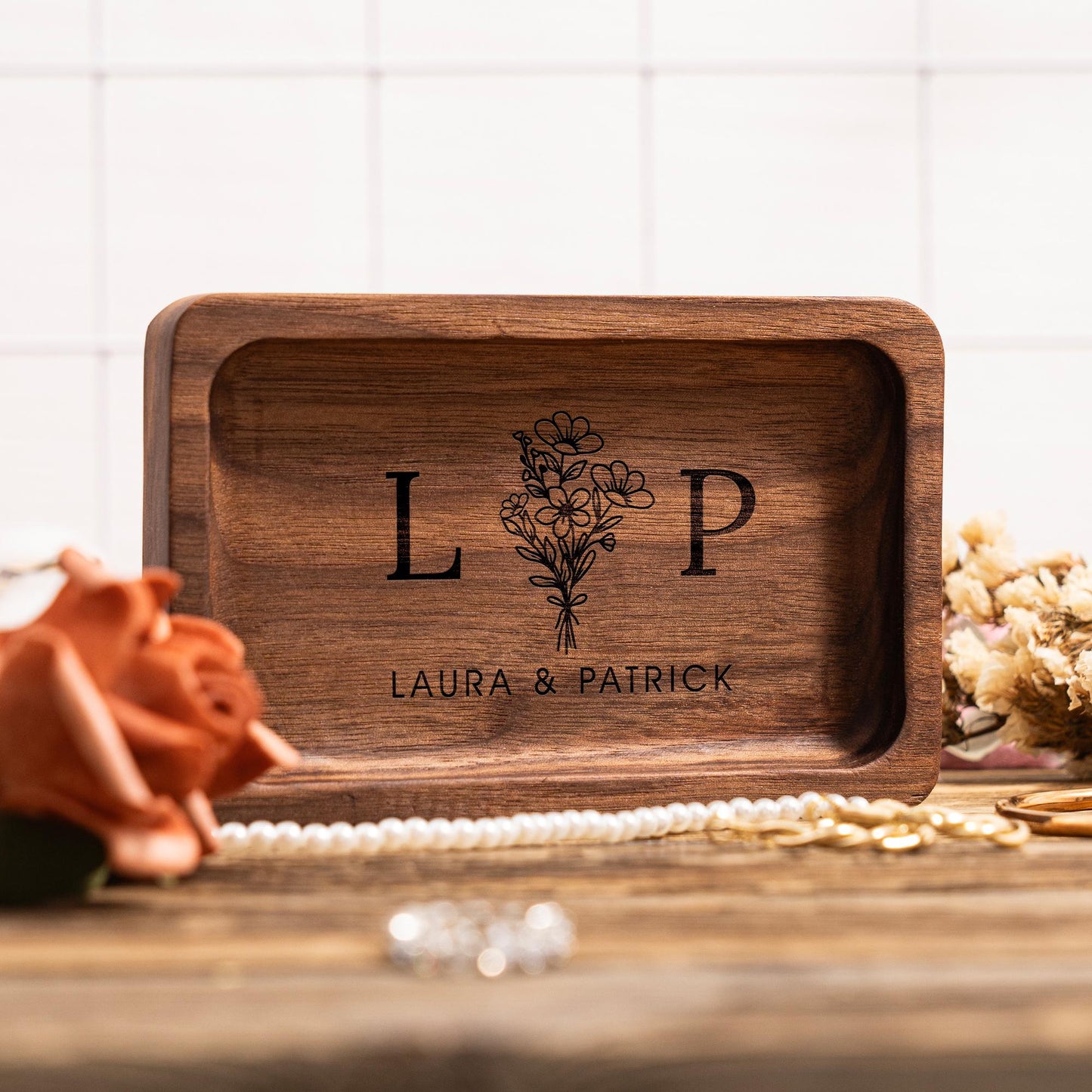 Personalized Rectangle Wood Ring Dish, Engagement Ring Holder, Custom Wedding Ring Dish, Wedding Gift, Anniversary Gifts, Gifts for Newlywed