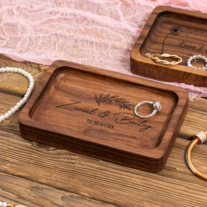 Personalized Rectangle Wood Ring Dish, Engagement Ring Holder, Custom Wedding Ring Dish, Wedding Gift, Anniversary Gifts, Gifts for Newlywed