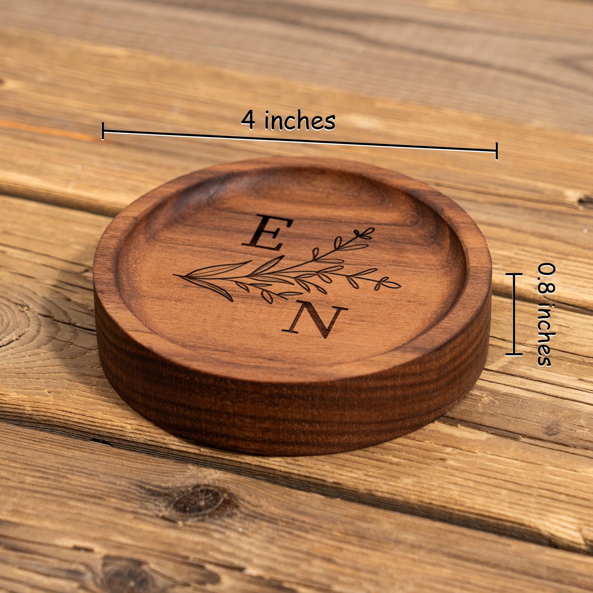 Personalized Round Wood Ring Dish, Gift for Her, Engagement Ring Holder, Wedding Ring Dish, Wedding Gift, Newlywed Gifts, Anniversary Gifts